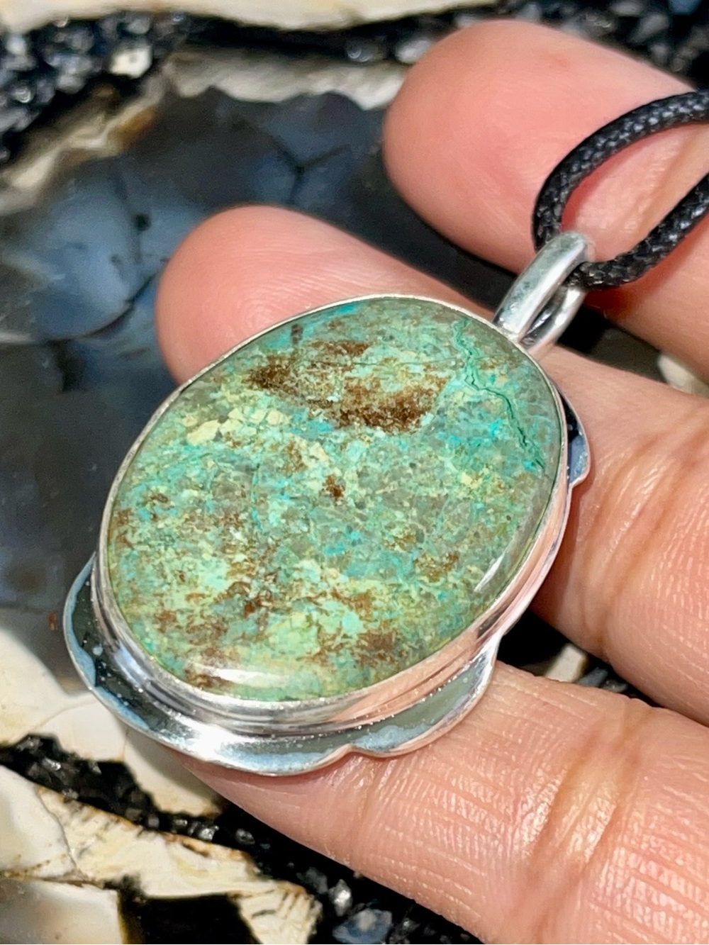 Chrysocolla- Shattuckite Crystal Pendant 2” - Picture 4 of 17